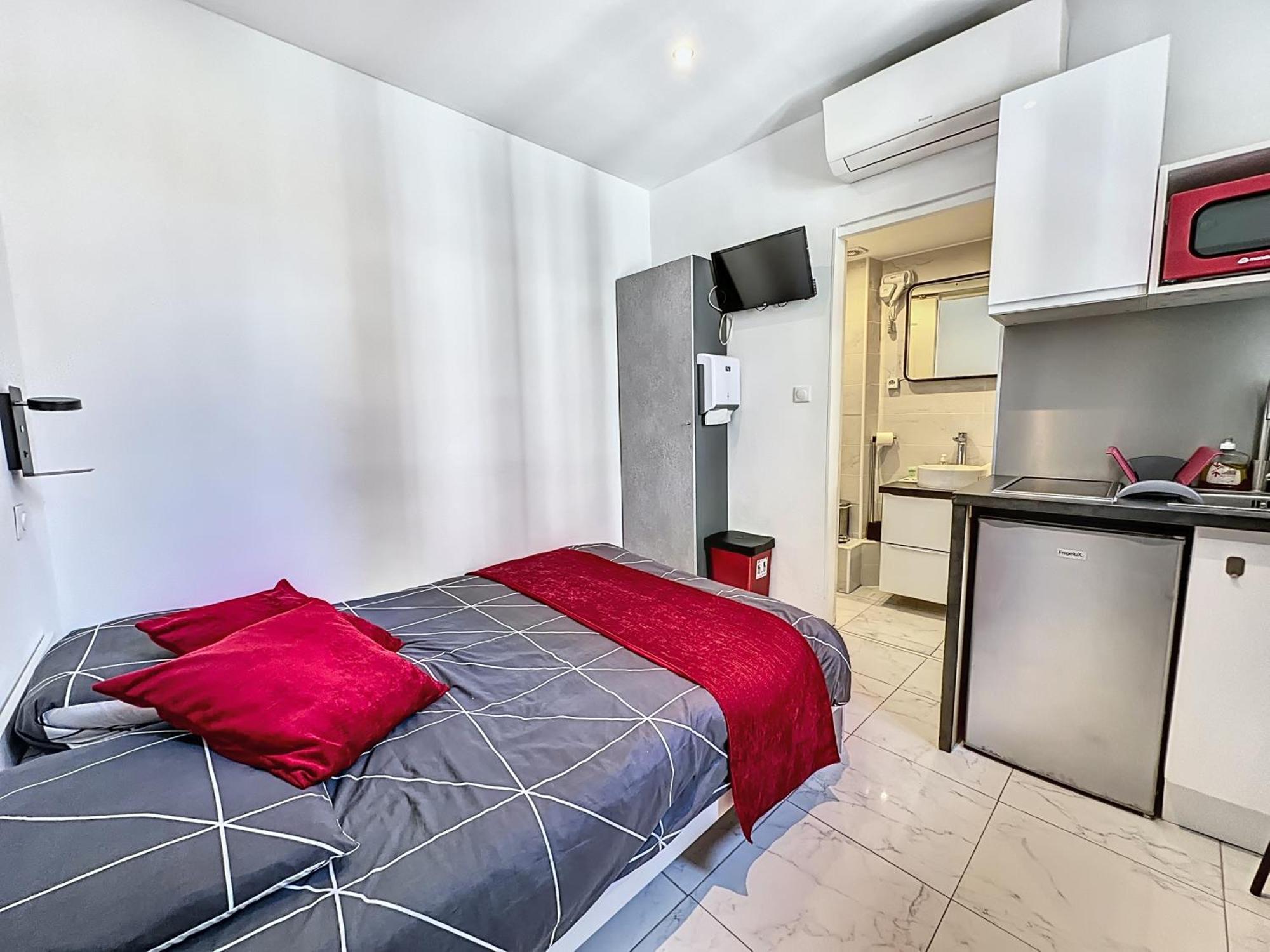 Sweet Home Marceau 6 Studios Hyper Centre Proche De La Mer Et Du Palais كان المظهر الخارجي الصورة