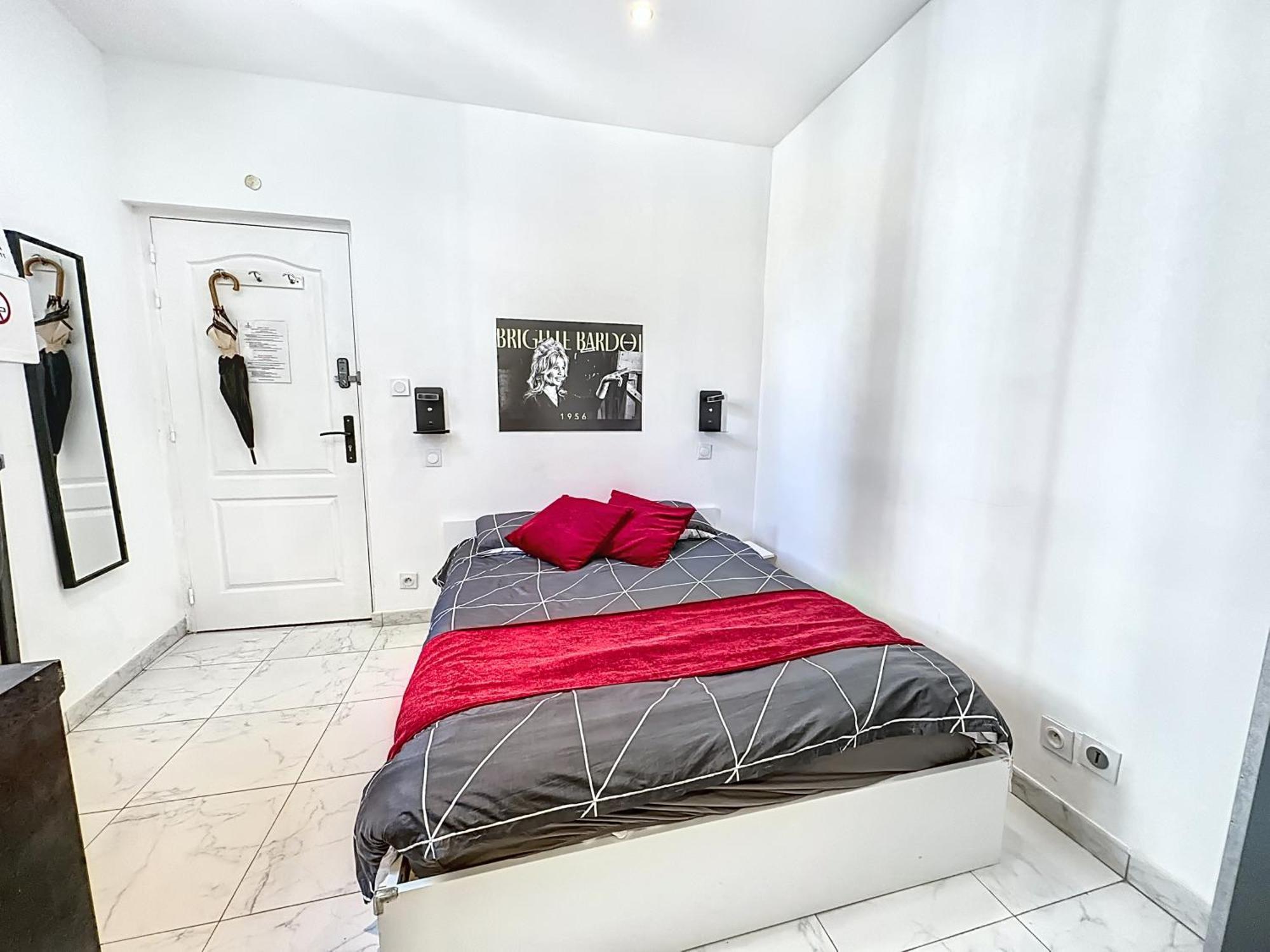 Sweet Home Marceau 6 Studios Hyper Centre Proche De La Mer Et Du Palais كان المظهر الخارجي الصورة